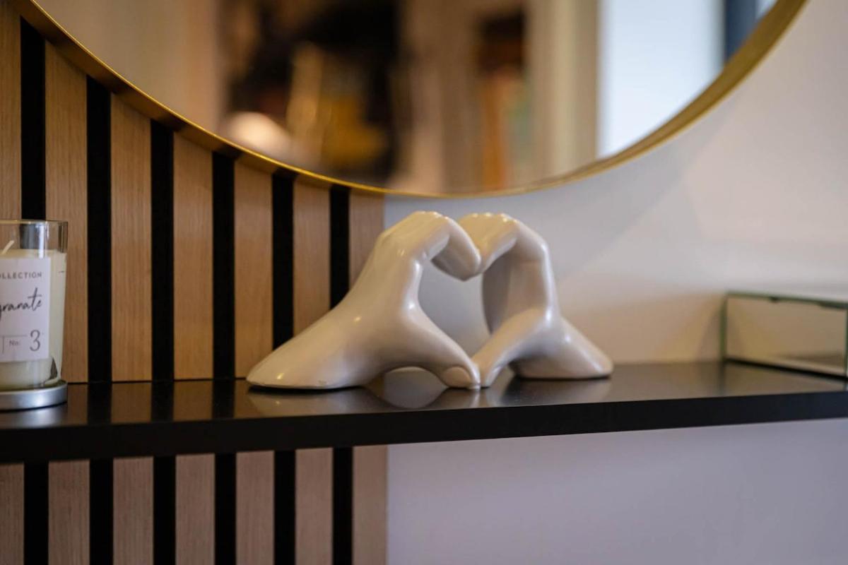 Penthouse - Canary Wharf - 24 Hr Concierge, Gym, Hot Tub, Sauna, Balcony, Terrace Appartamento *